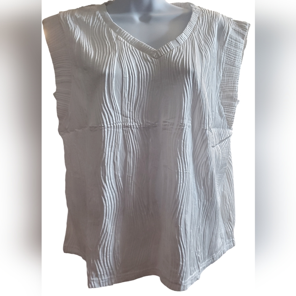Womens Large Textured Blouse/Casual White V-Neck Cap-Sleeve WIHOLL